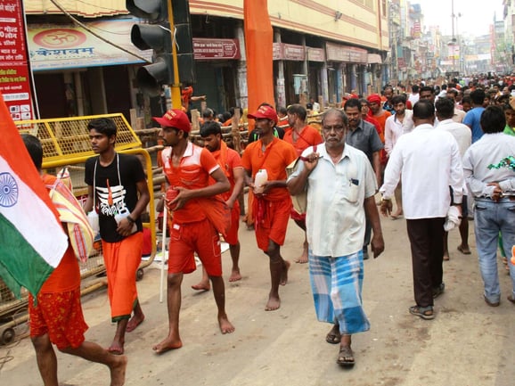 Pilgrims on Yatra copy